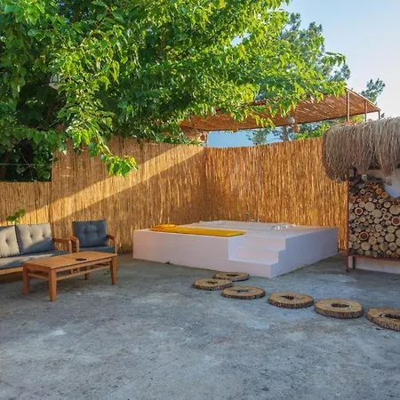 Case de vacanță Carob House *