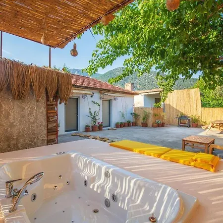 Case de vacanță Carob House